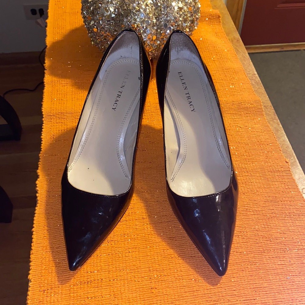 Ellen Tracy high heels 👠